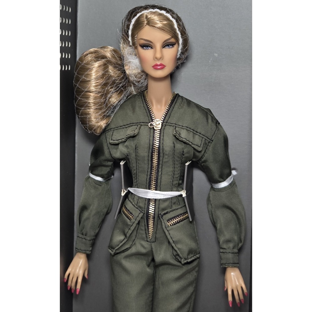 Integrity Toys-NuFace "Fashion Darling" Giselle Diefendorf 82116 NIB